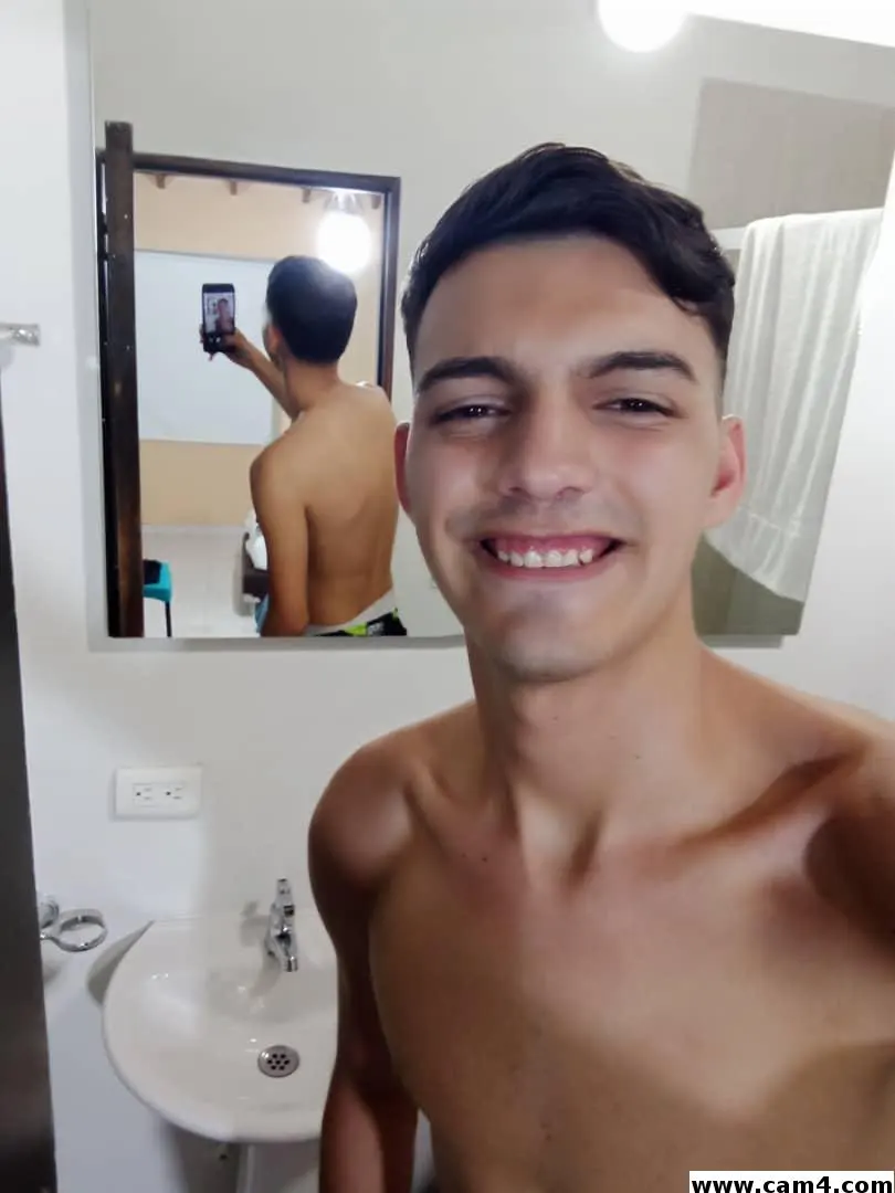 austin_santos image 0