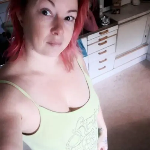 hoseposerose image 0