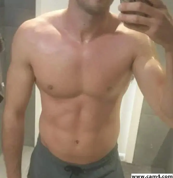 coolhotguyl33 image 0