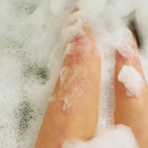 fl0ttesbienchen image 0