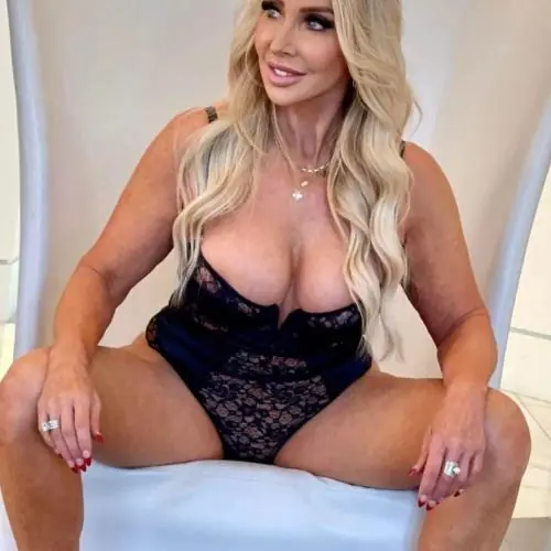 heiszeinawill6x6 image 0