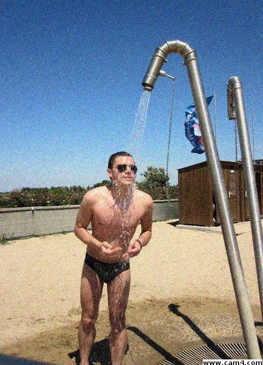 AlexanderLove image 0