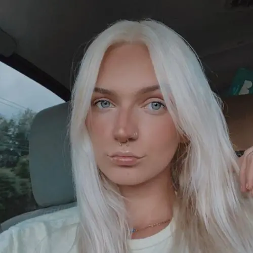 strohblondemia image 0