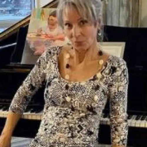 leahiiiiihiiiii image 0