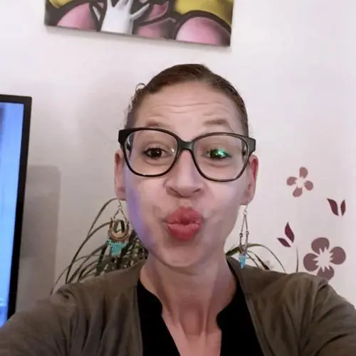 kussmundnora image 0