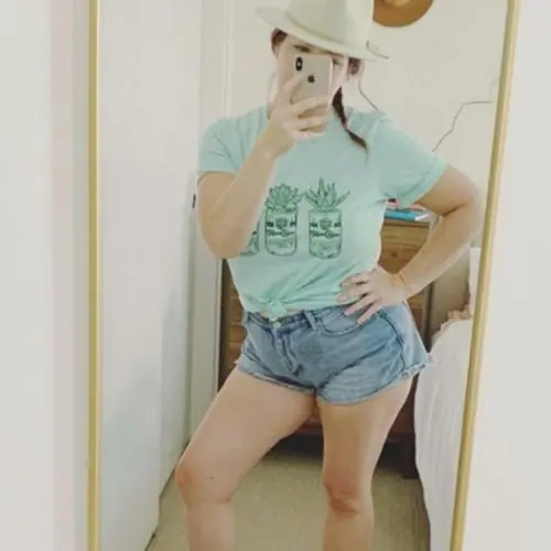 optimistin464 image 0