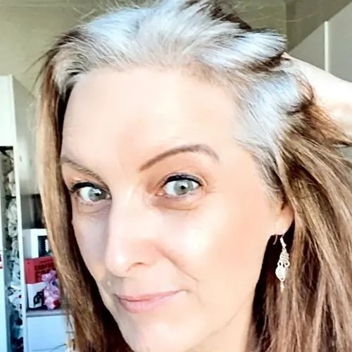 elisamahart image 3