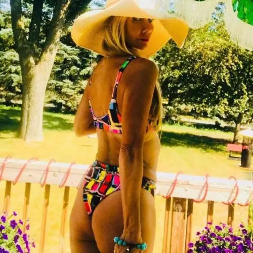 bindeinenutte image 0