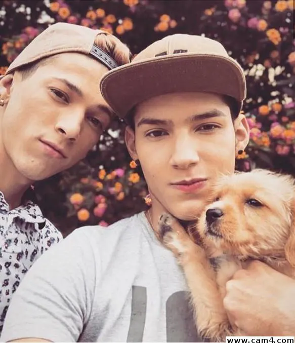 alexandthomas image 0