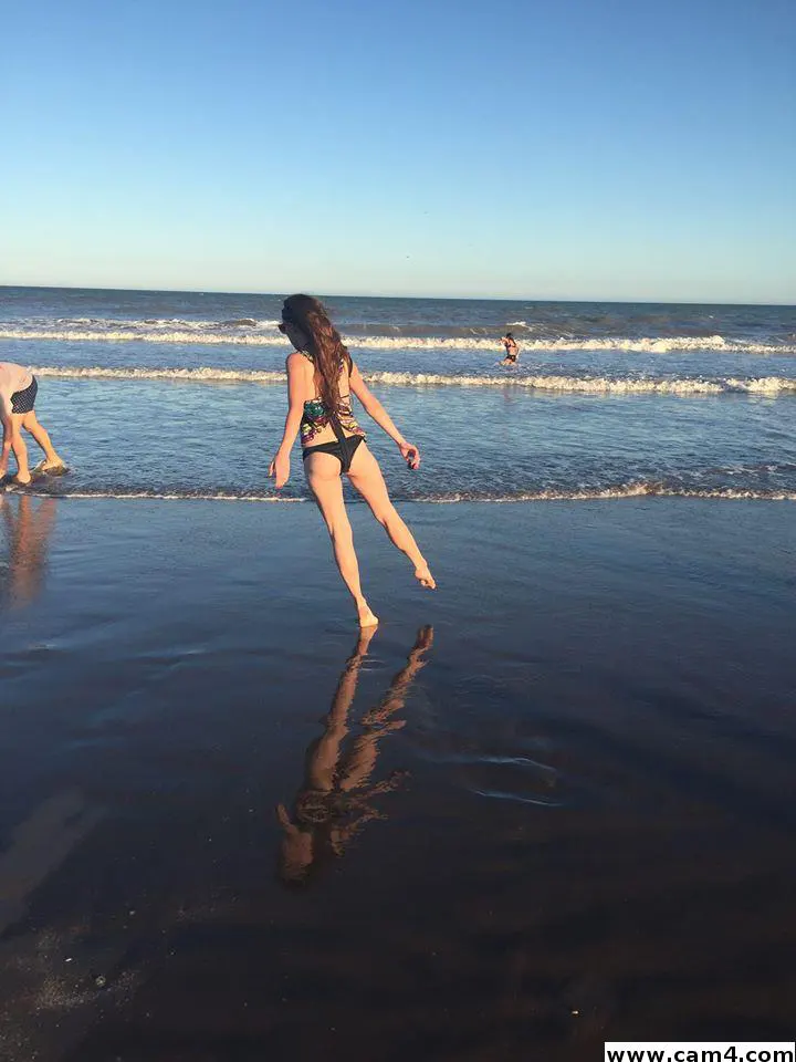 parejacaliete image 0