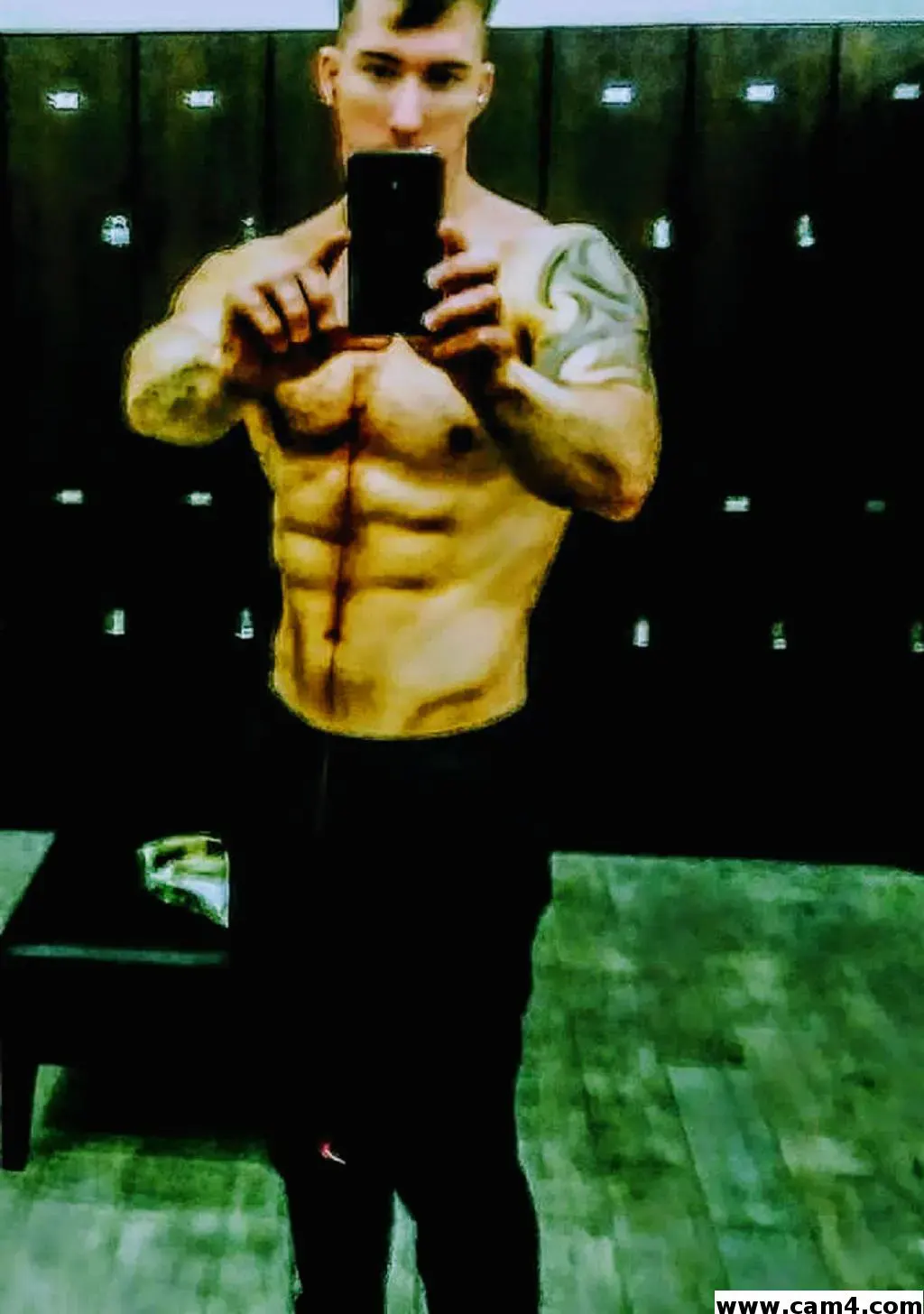 Cumforme3054 image 0