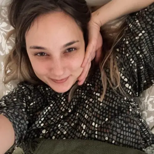 miaromantika image 0