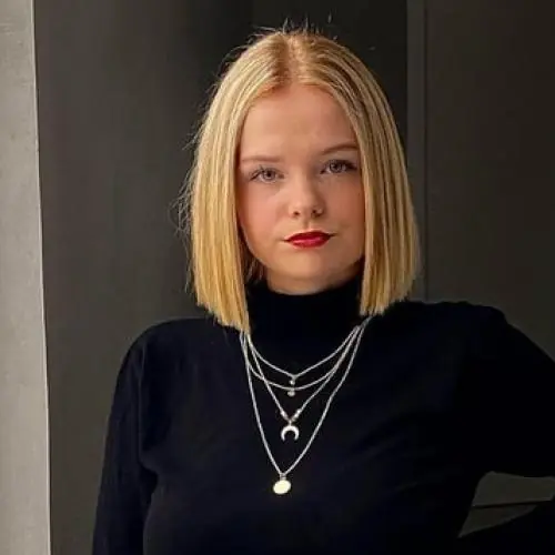 laura18 image 2