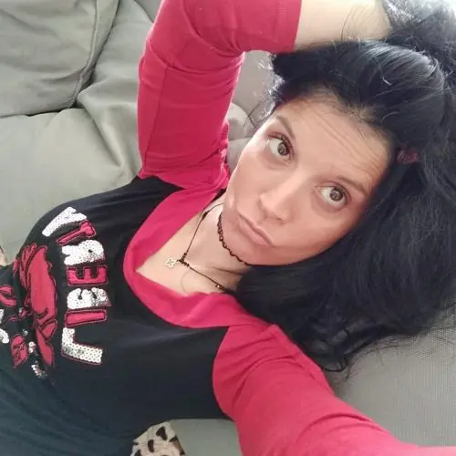 mirihappywoman image 0