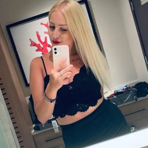 blondisofiiii image 0