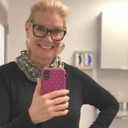 koniginannika image 0