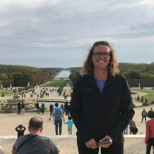 kontrabasises image 0