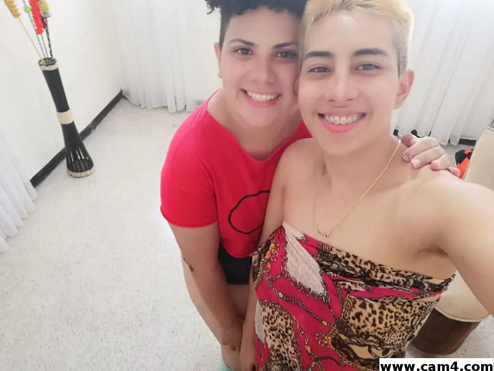 Kristinn_Holly image 0