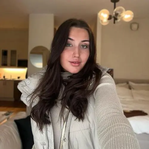 kleinesiinaa image 0