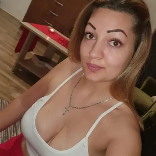 unogeschminkt image 0