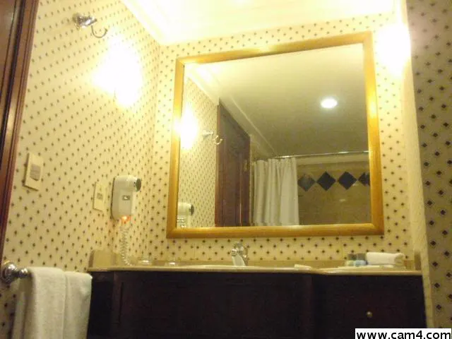 RobertoC1975 image 0