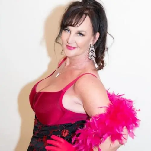 pinkestrapseuta image 0