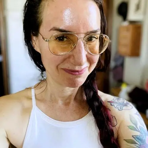 louisaschuchter image 0