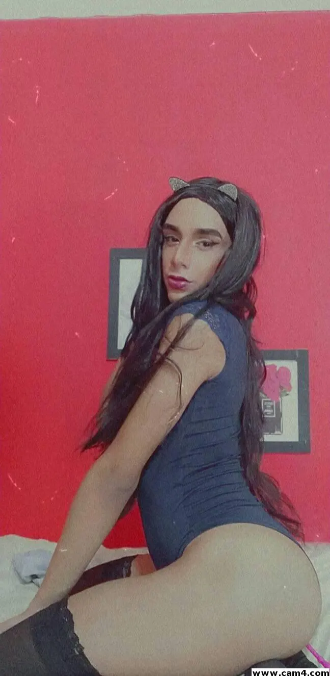 valeria_fany image 0