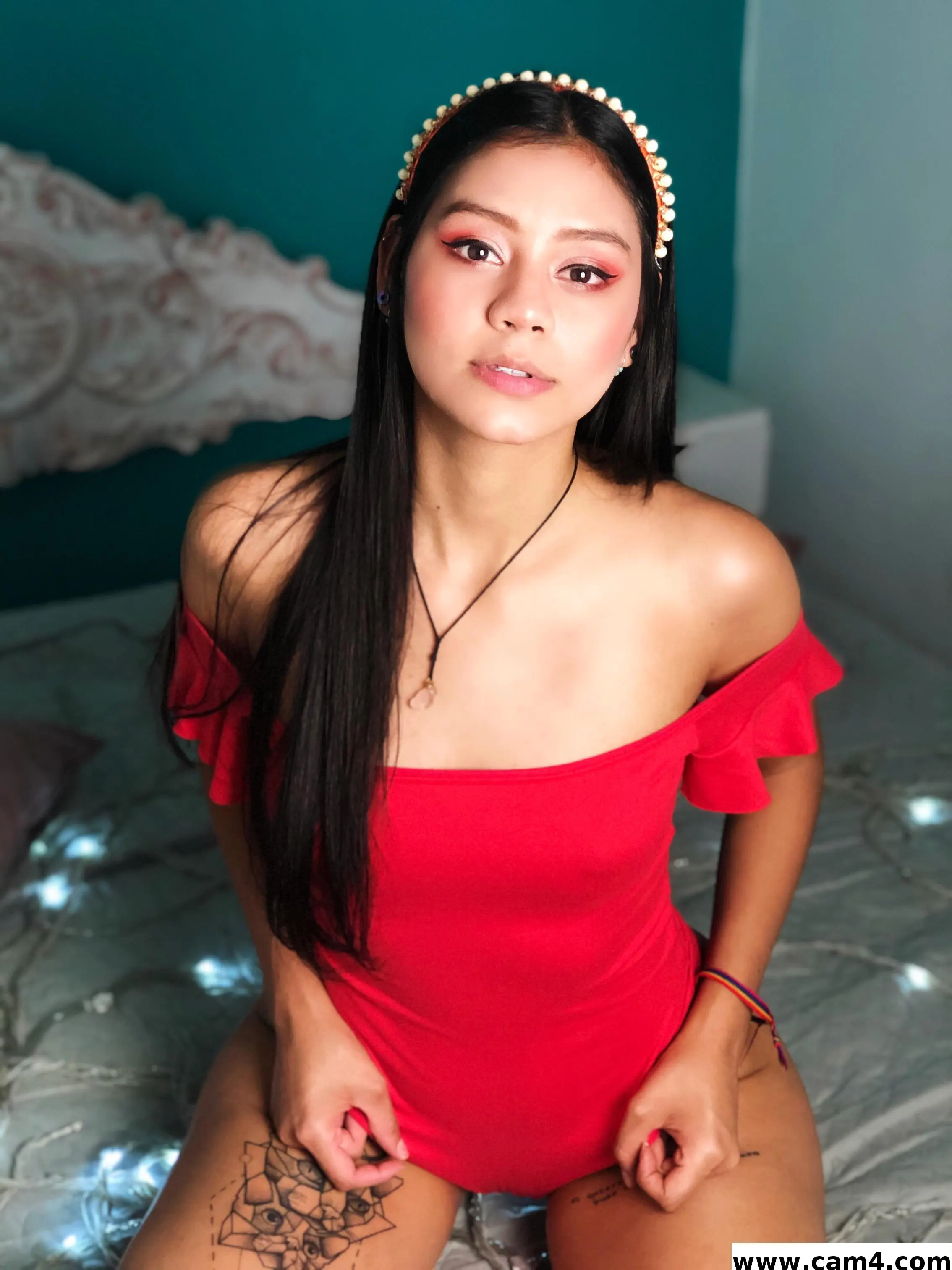 nicolleevanss image 0