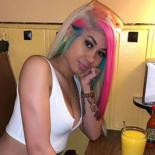 frechdachsin image 0