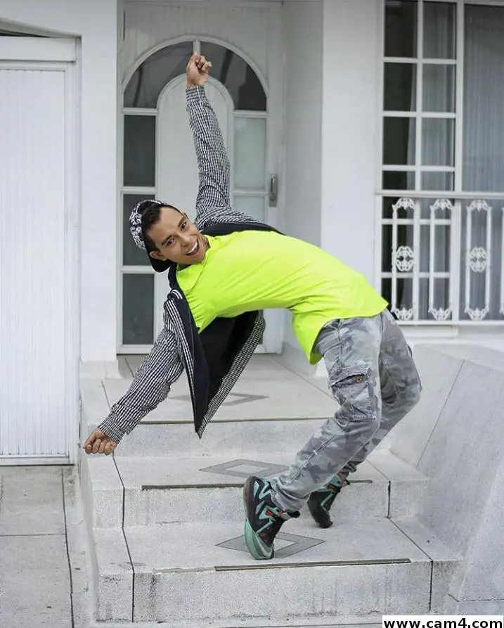 Kairo_Harris image 0