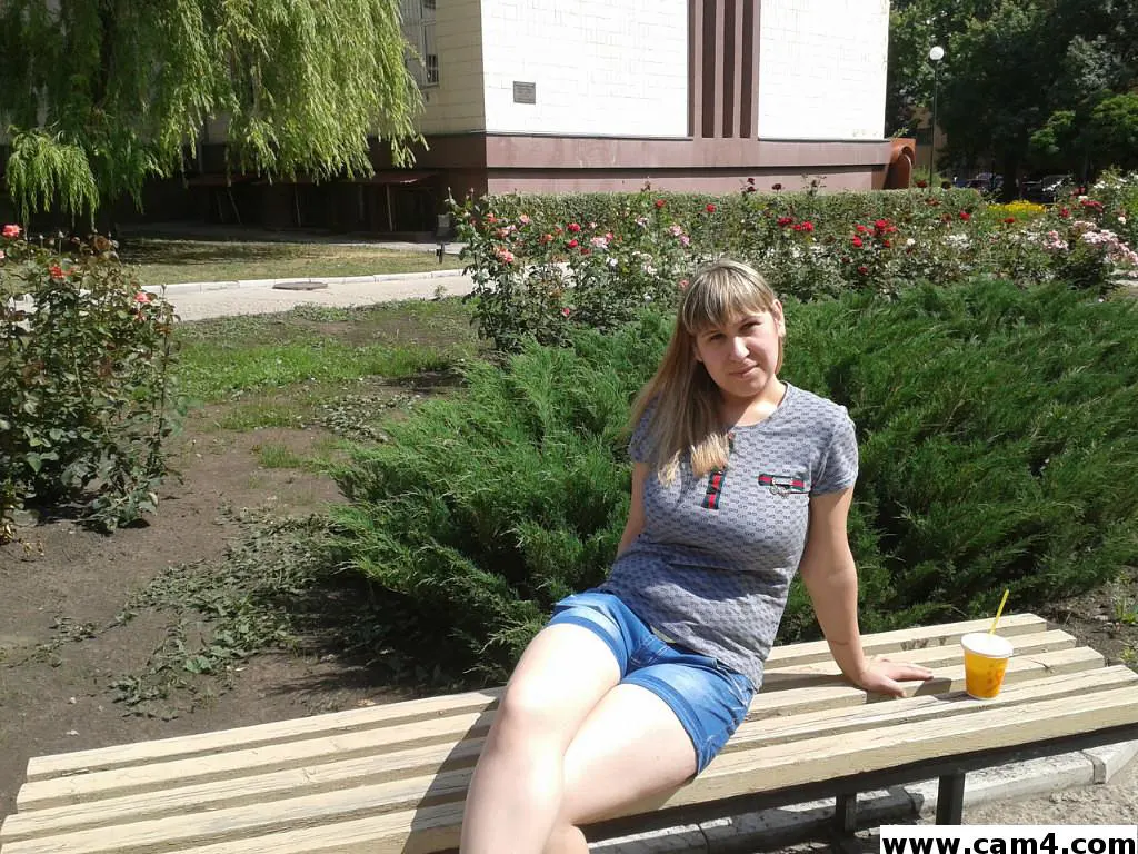 PaulaAnRoyall image 0