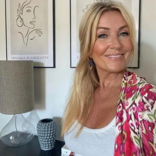 schickeverena image 0