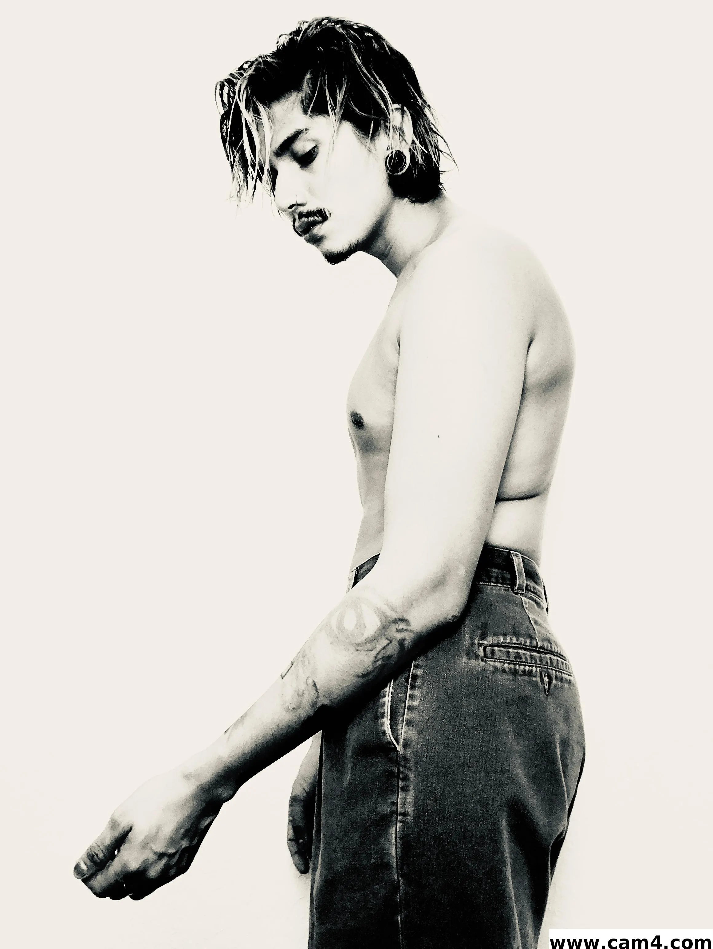 SeriousScorpio image 0