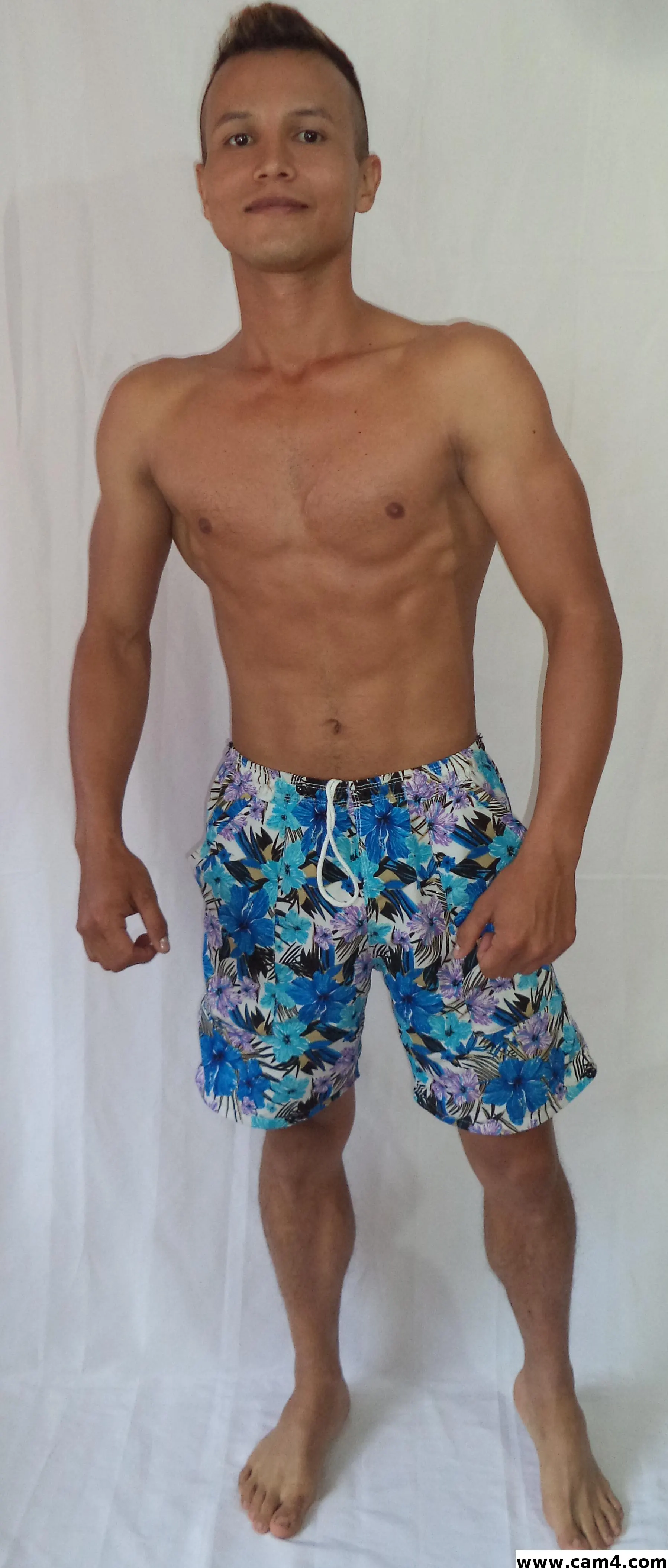 johnnybronwson image 0