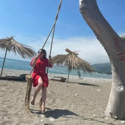 josiloni7340 image 0