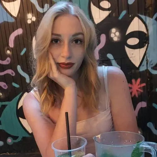 sexymelly2001 image 0