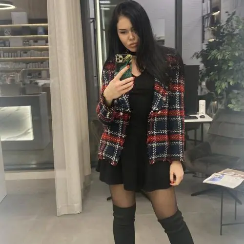 kussmundpeggy image 0