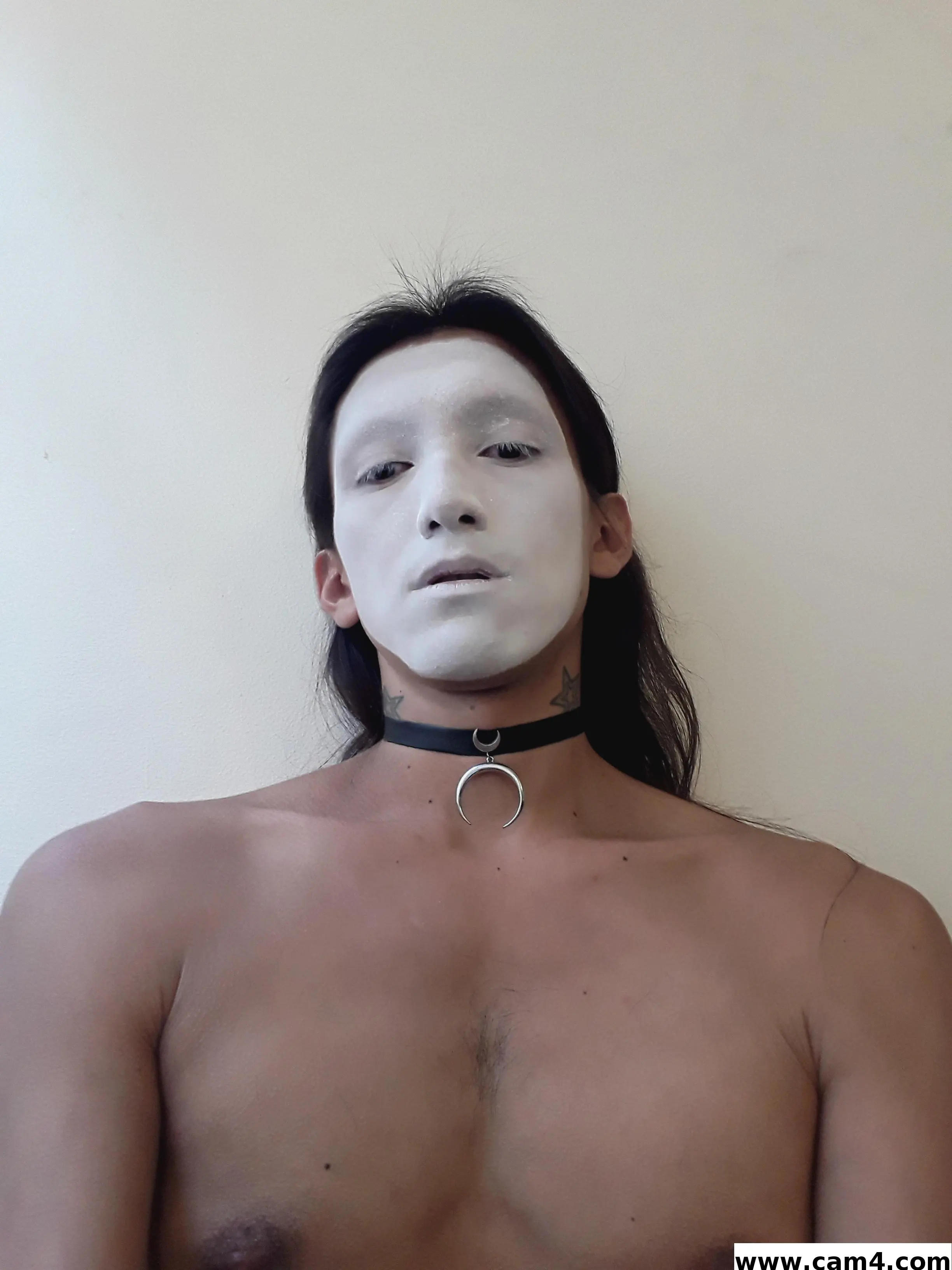 bizarreghost image 0