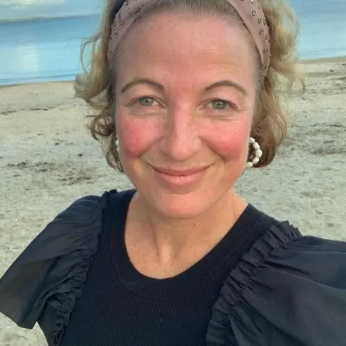 1klassischefrau image 0