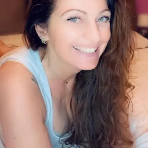 mariaunnormal image 0