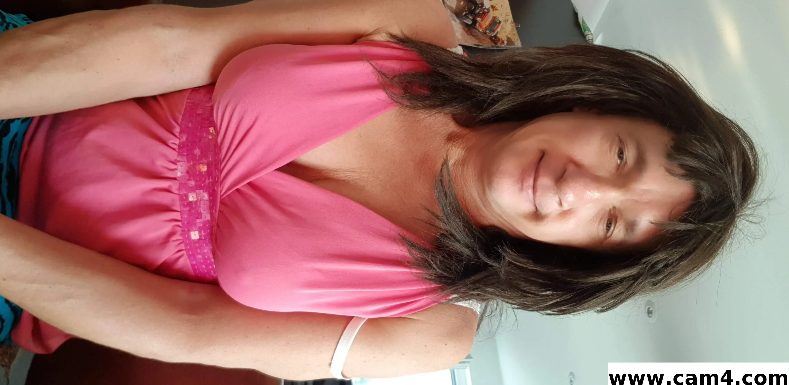 andreatvhure image 0