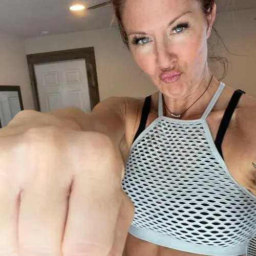 petrapetrapetra image 0