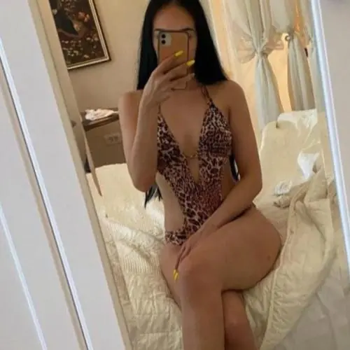 barbiemara666 image 0