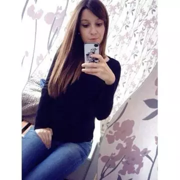 CarinaBERLIN image 0