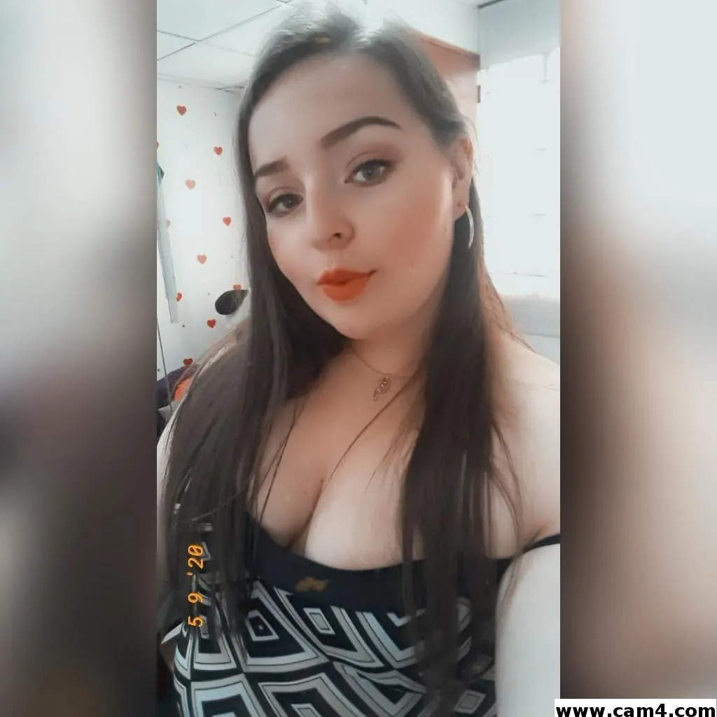 charlotthewhite image 0