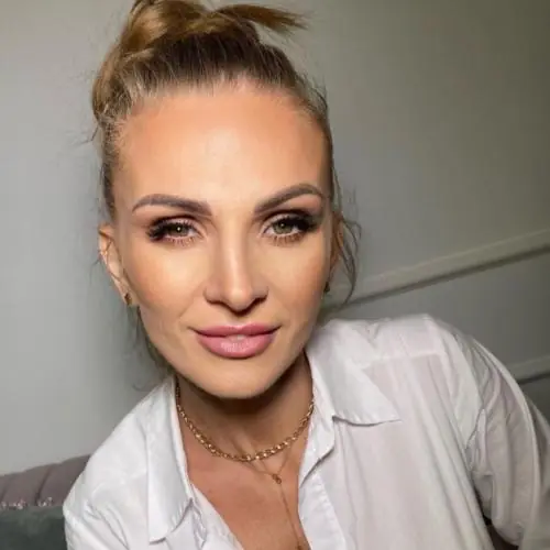 lhaarewarielle image 0