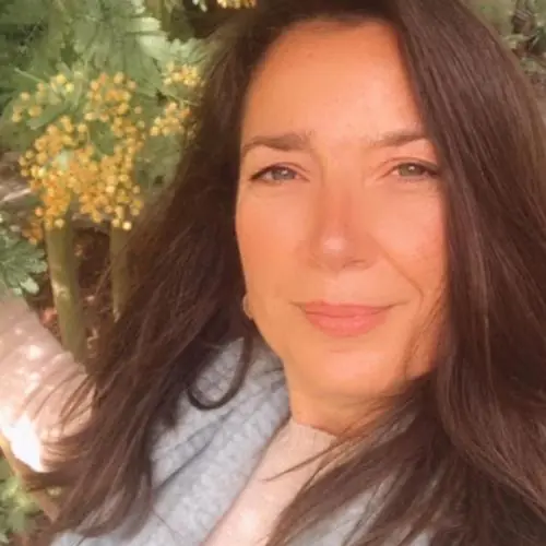 sekretarinnoraa image 0