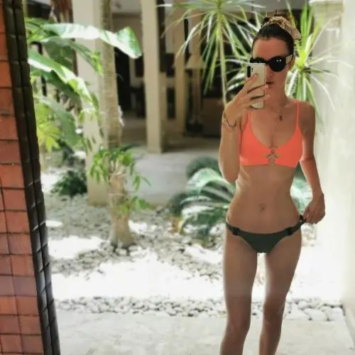 eeeeeeeelina image 0