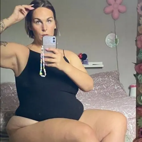 vollelustvera image 0